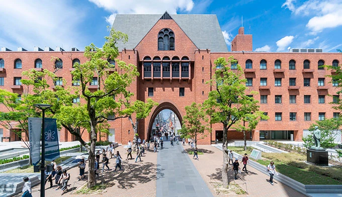 【スタートアップ支援】
近畿大学との産学連携による起業家育成